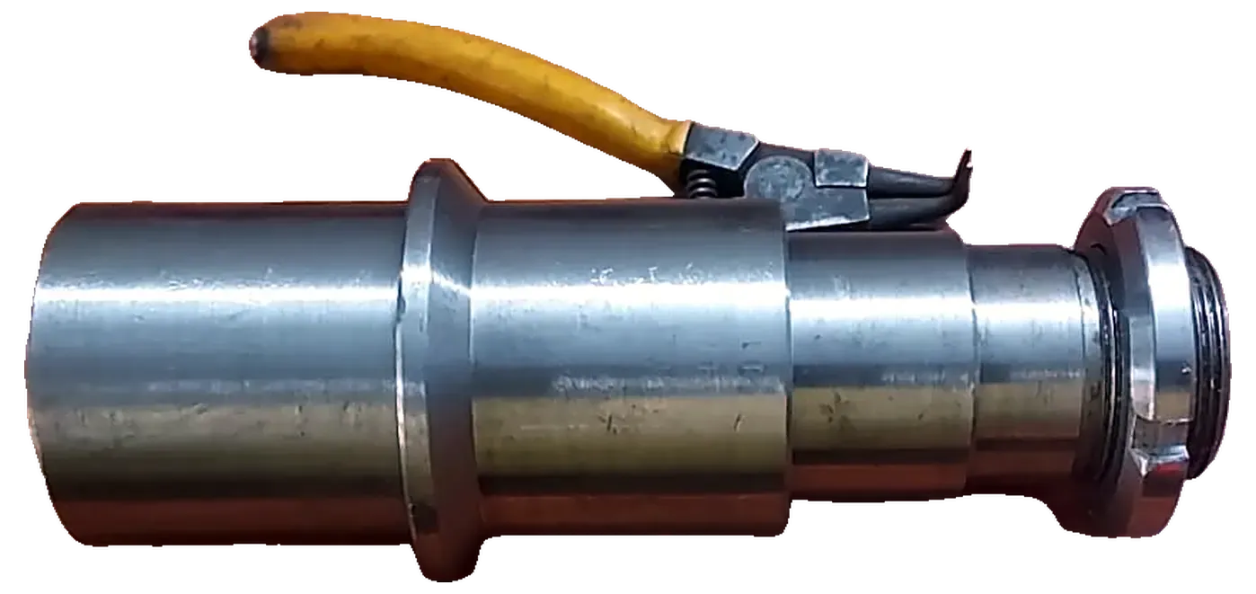 Roller Shaft with Lubrication Line – Shafts, Spindles & Screw Assemblies, J-Tech Engineering Surat