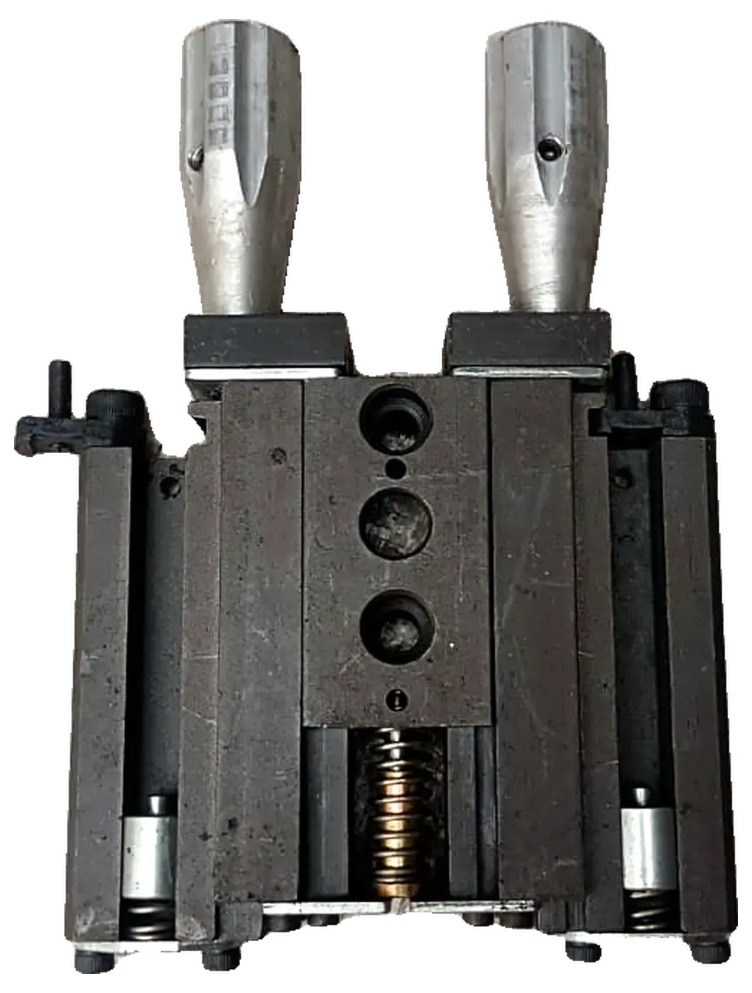 Spring-Loaded Clip Head Assembly – Stenter Machine Parts, J-Tech Engineering Surat